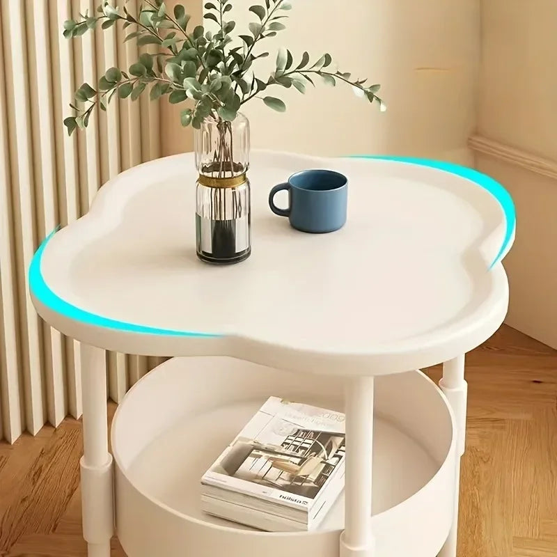 Four-Leaf Clover Side Table – Aesthetic Coffee & Accent Table for Cozy Corners