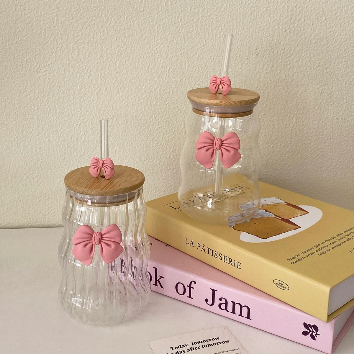 Wavy Glass Cup with Straw β Pink Bow Lid Edition