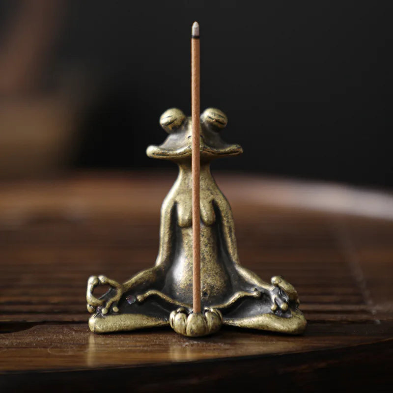Antique Brass Meditation Zen Frog – Mini Statue for Tranquil Home & Desk Decor