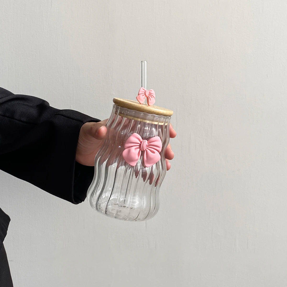 Wavy Glass Cup with Straw β Pink Bow Lid Edition