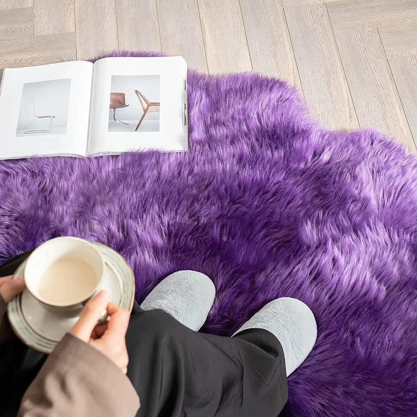Soft Sheepskin Rug – Fluffy Faux Fur Carpet for Bedroom, Sofa & Living Room