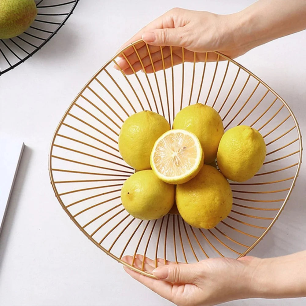 Sleek Wire Fruit Bowl – Gold & Black Iron Basket for Kitchen, Dining & Coffee Table
