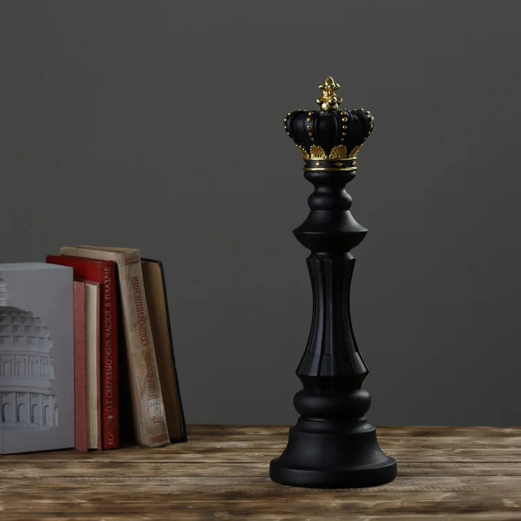 Luxury Resin Chess Figurine Set – King, Queen & Knight Decorative Sculptures for Home & Office