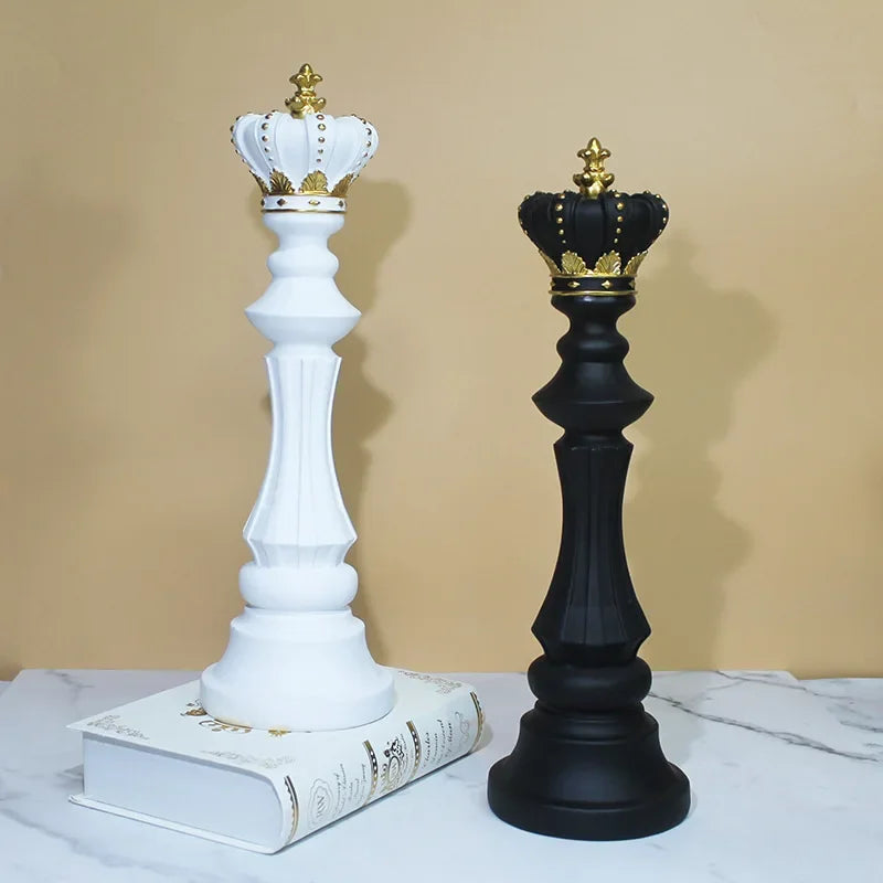 Luxury Resin Chess Figurine Set – King, Queen & Knight Decorative Sculptures for Home & Office