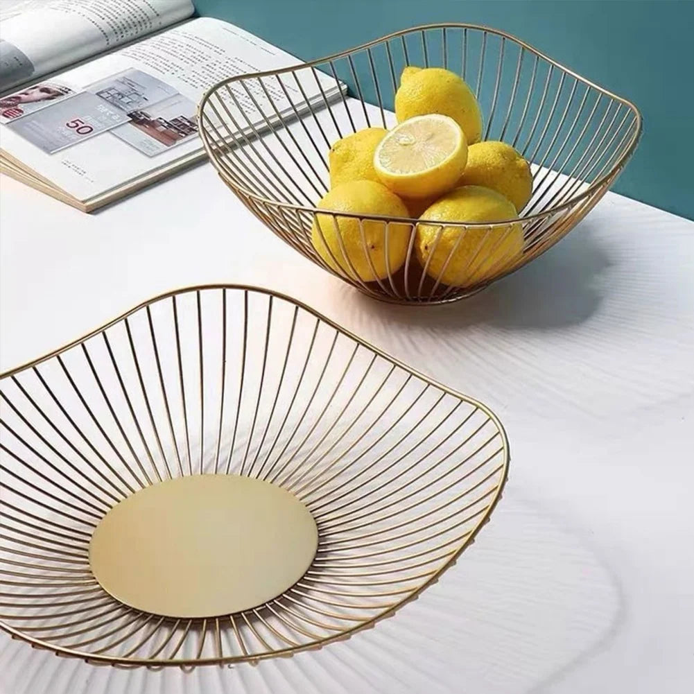 Sleek Wire Fruit Bowl – Gold & Black Iron Basket for Kitchen, Dining & Coffee Table