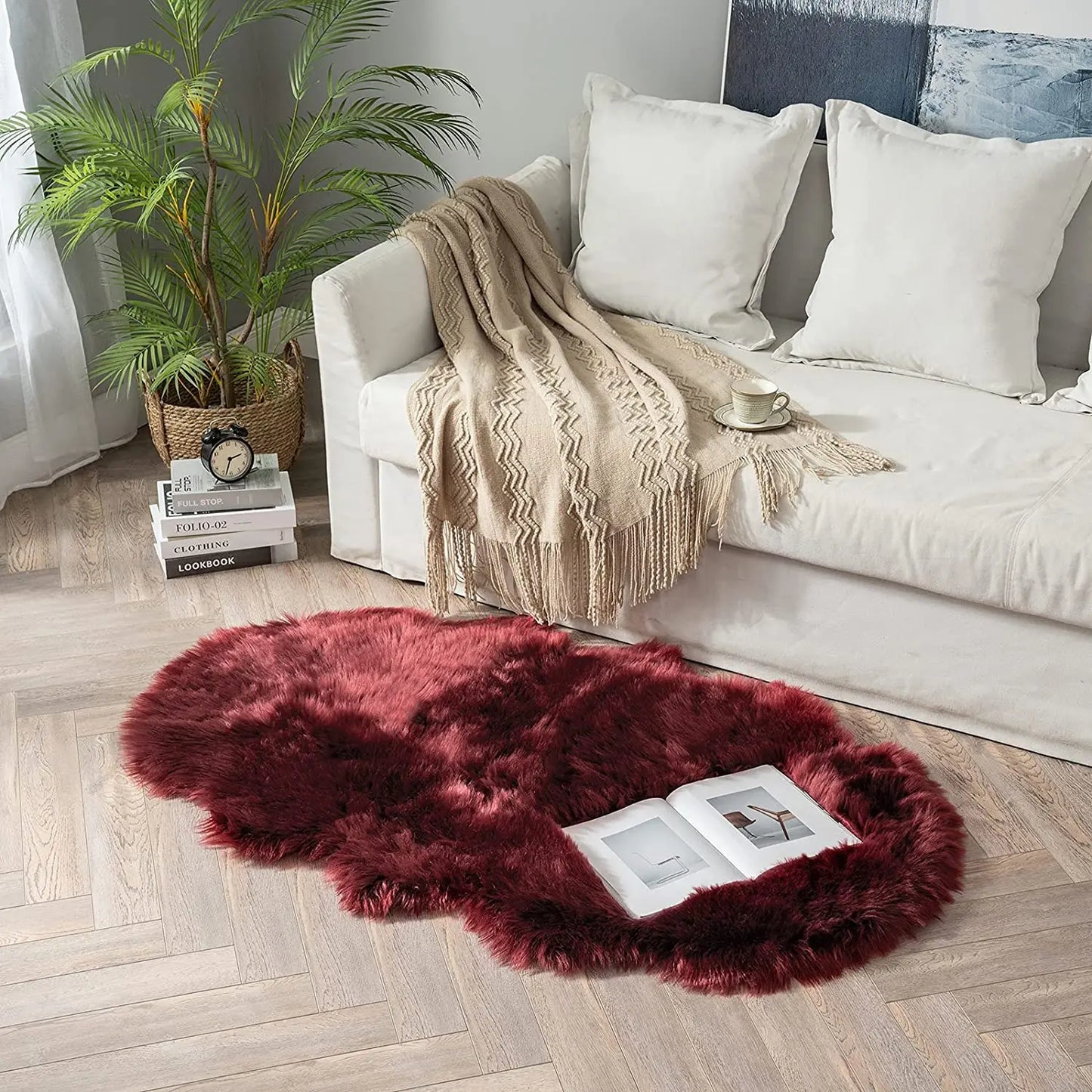 Soft Sheepskin Rug – Fluffy Faux Fur Carpet for Bedroom, Sofa & Living Room