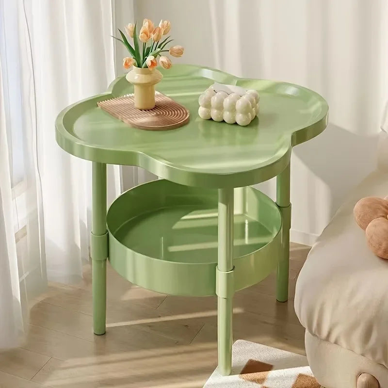 Four-Leaf Clover Side Table – Aesthetic Coffee & Accent Table for Cozy Corners