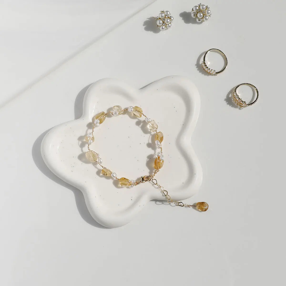Modern Irregular Ceramic Jewelry Tray – Silver Oval Ring & Key Holder Dish for Vanity, Desk, or Gift