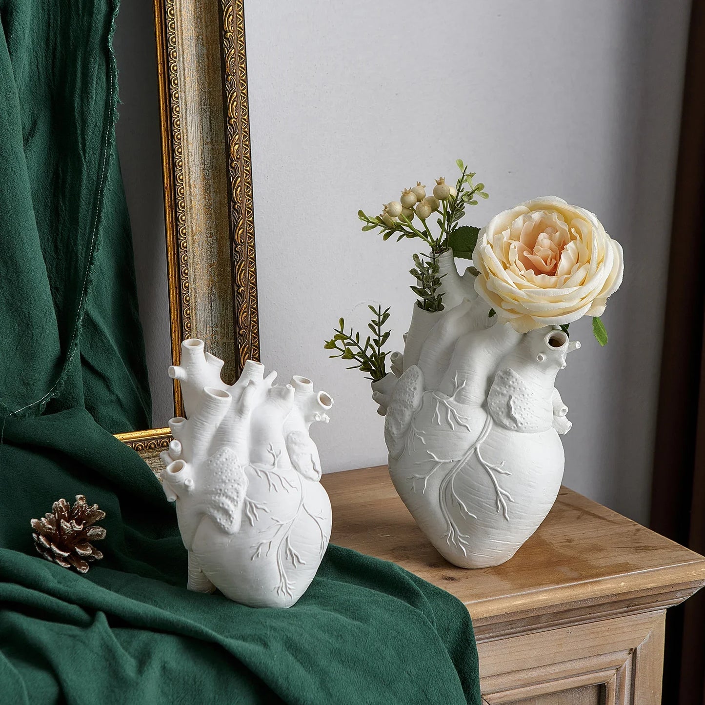 Anatomical Heart Vase – Artistic Ceramic Statement Piece