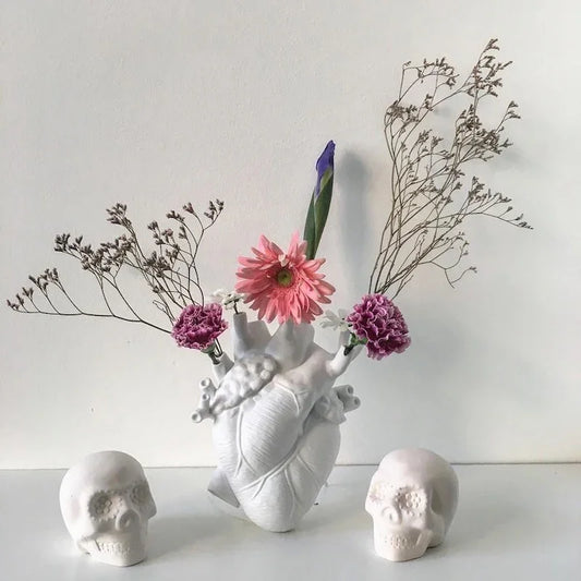 Anatomical Heart Vase – Artistic Ceramic Statement Piece