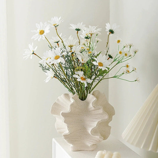 Mirage Flow Vase – Abstract Coral-Inspired Ceramic in Beige or Black